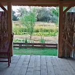 Casa Pescarului La Maxea ספנטו גאורגה
